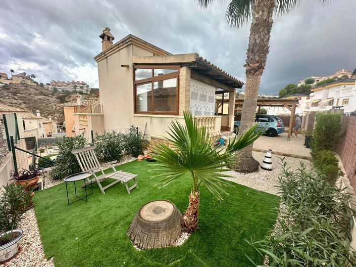 Image No.25-3 Bed Villa for sale
