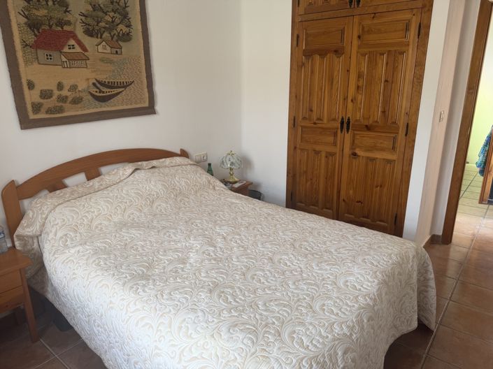 Image No.21-3 Bed Villa for sale