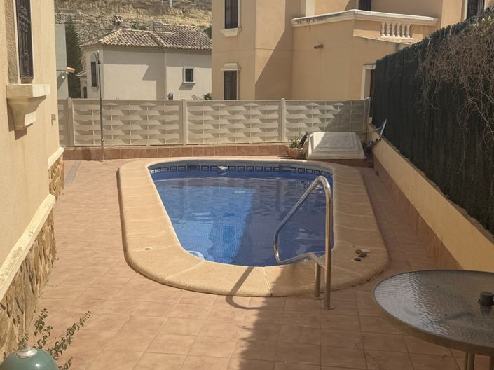 Image No.26-3 Bed Villa for sale