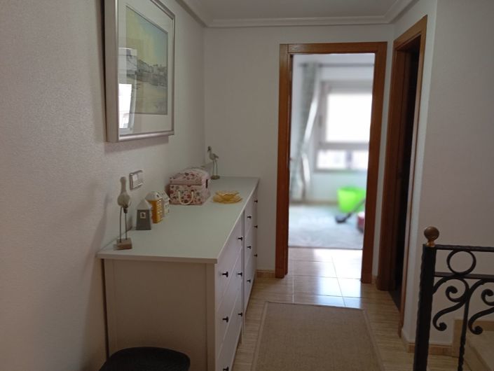 Image No.24-3 Bed Townhouse for sale