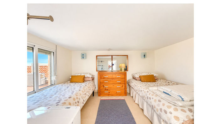 Image No.18-2 Bed Villa for sale