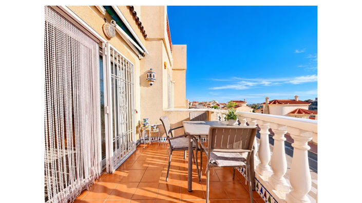 Image No.4-2 Bed Villa for sale