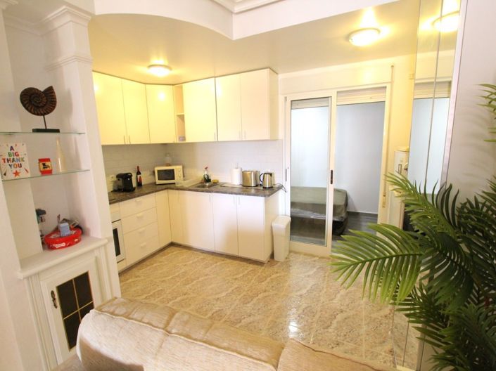 Image No.11-2 Bed Townhouse for sale