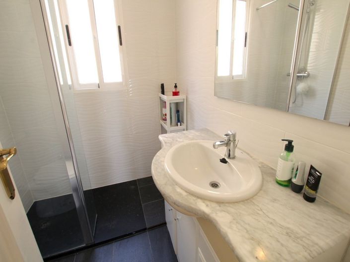 Image No.22-2 Bed Townhouse for sale