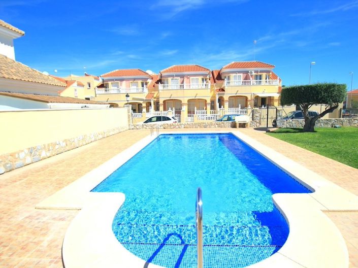 Image No.3-2 Bed Townhouse for sale