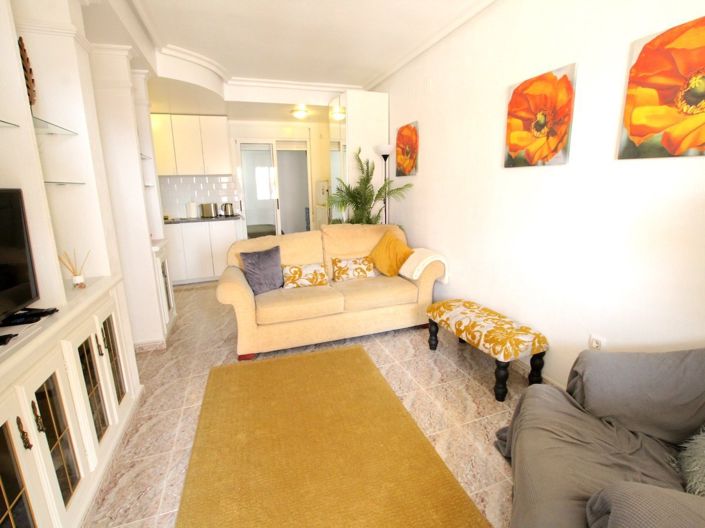 Image No.6-2 Bed Townhouse for sale