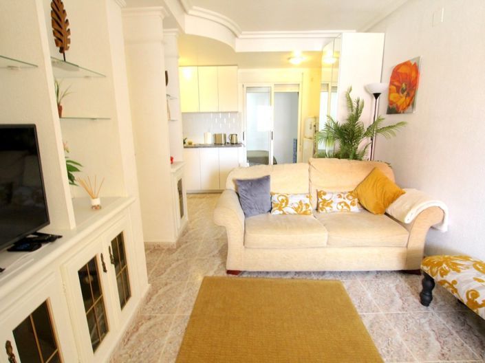 Image No.7-2 Bed Townhouse for sale