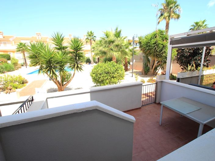 Image No.18-3 Bed Townhouse for sale