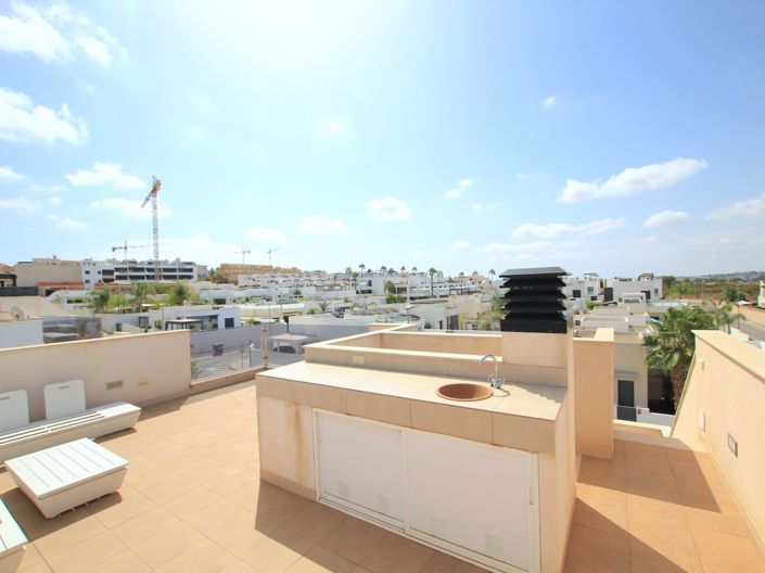 Image No.32-3 Bed Villa for sale