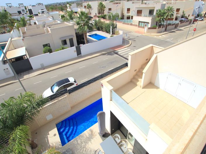 Image No.34-3 Bed Villa for sale