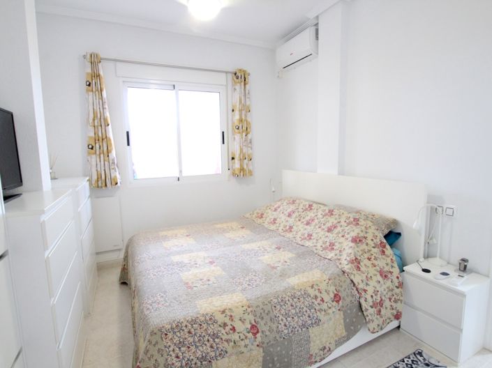 Image No.10-5 Bed Villa for sale