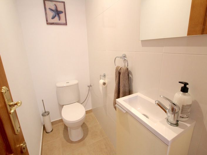 Image No.26-5 Bed Villa for sale