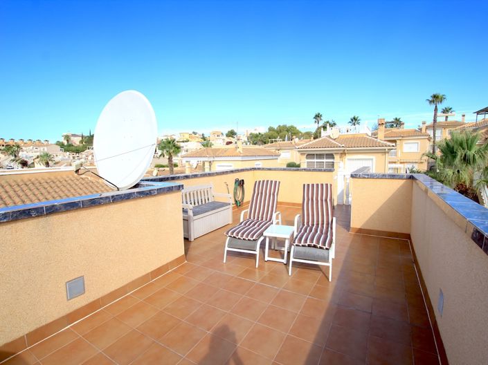 Image No.34-5 Bed Villa for sale