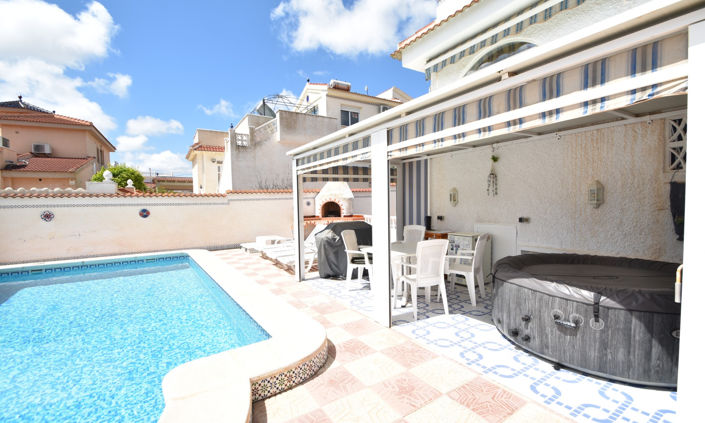 Image No.23-3 Bed Villa for sale
