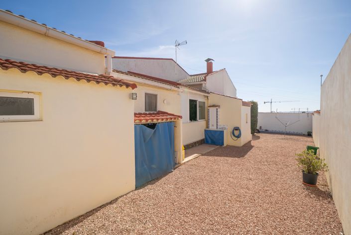 Image No.28-4 Bed Villa for sale