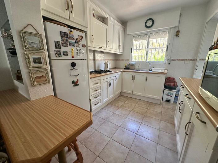 Image No.10-2 Bed Townhouse for sale