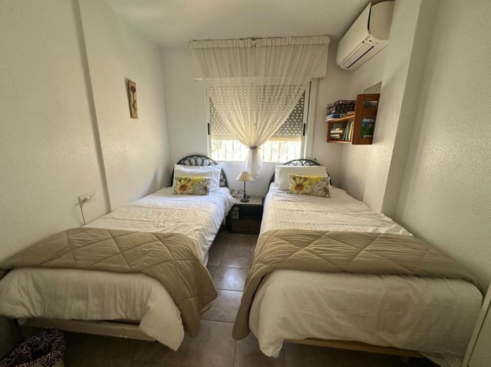 Image No.13-2 Bed Townhouse for sale