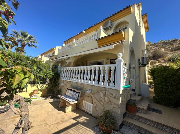 Image No.3-2 Bed Townhouse for sale