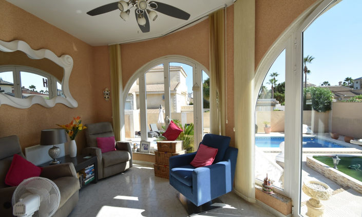 Image No.3-Villa de 4 chambres à vendre à Ciudad Quesada