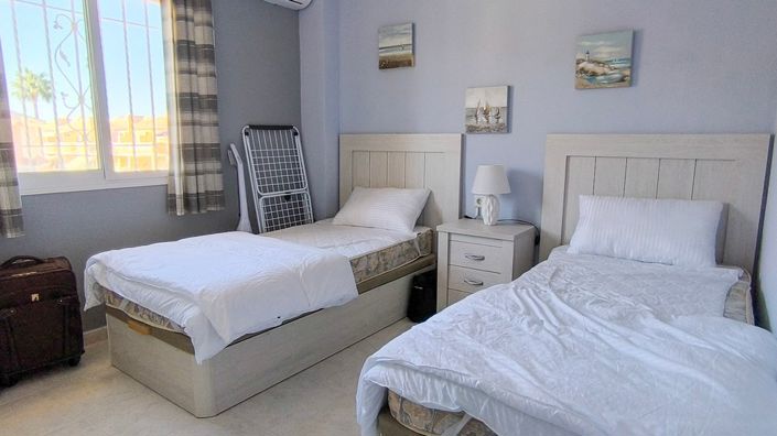 Image No.19-2 Bed Townhouse for sale