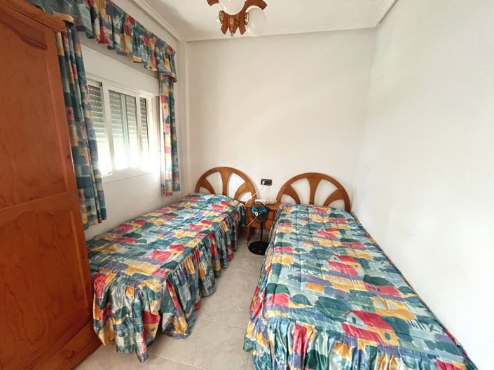 Image No.12-2 Bed Townhouse for sale