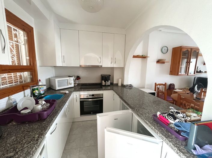 Image No.8-2 Bed Townhouse for sale