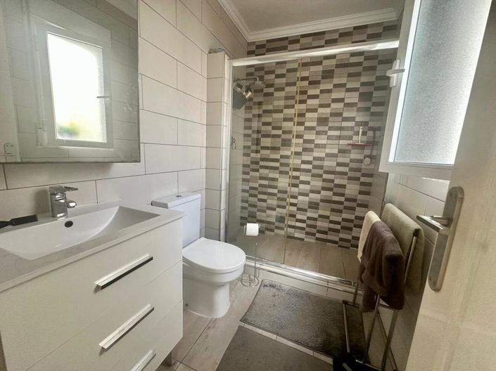 Image No.24-2 Bed Quad for sale