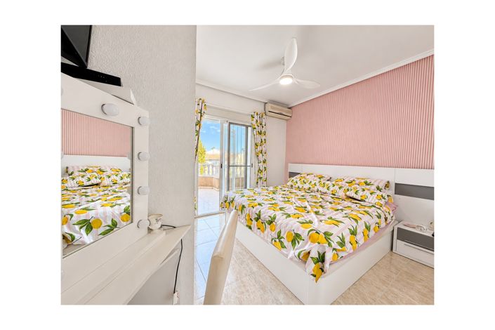 Image No.15-2 Bed Townhouse for sale