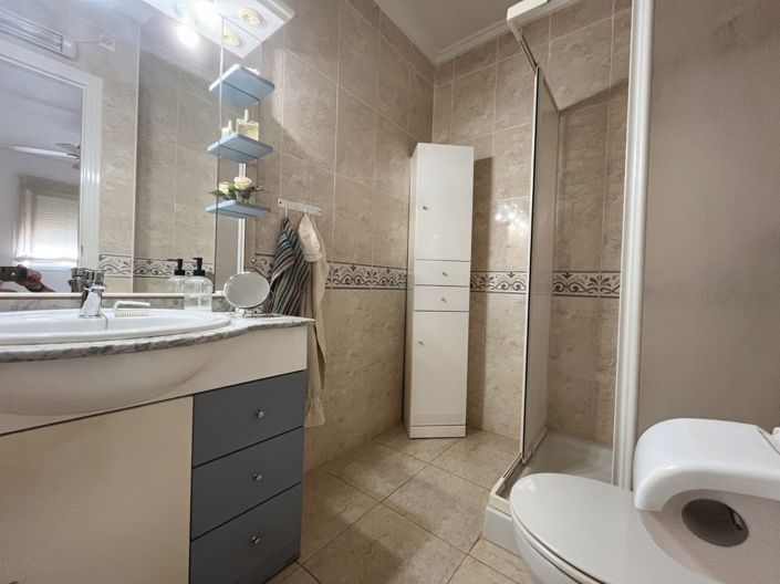 Image No.15-2 Bed Apartment for sale