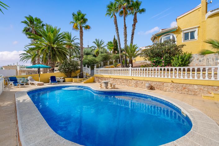 Image No.11-2 Bed Villa for sale