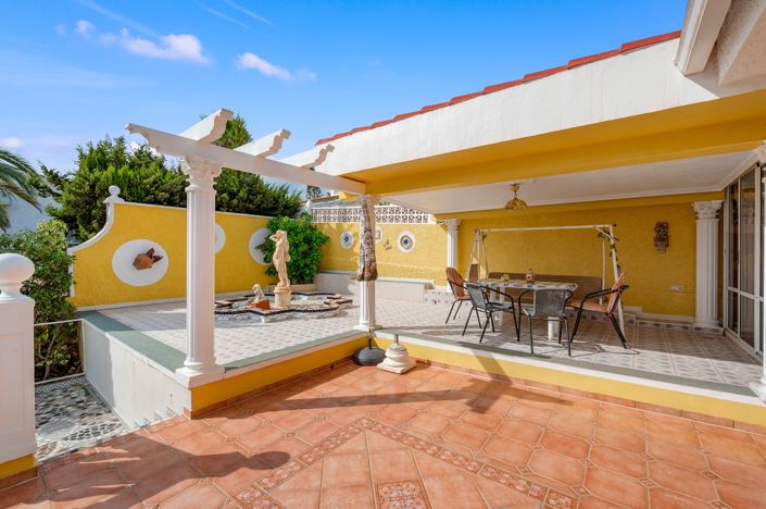 Image No.34-2 Bed Villa for sale