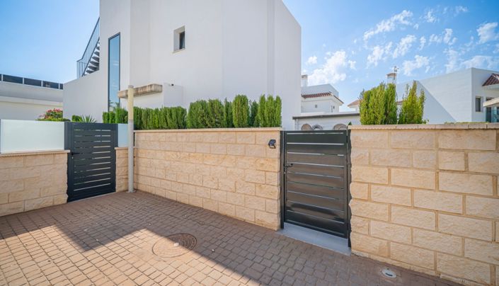 Image No.55-3 Bed Villa for sale