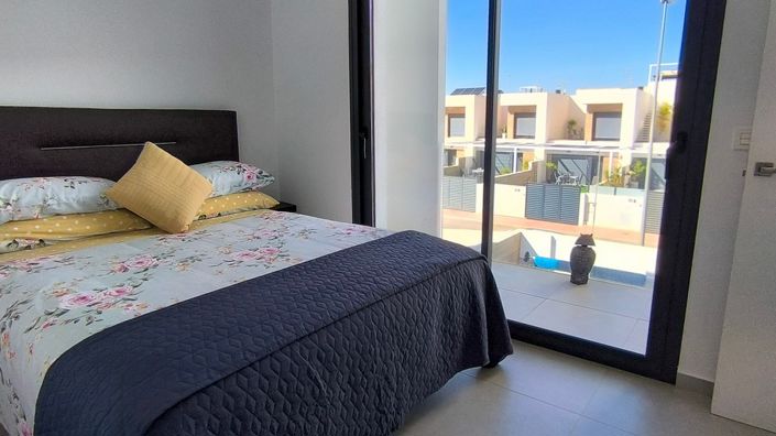 Image No.16-5 Bed Villa for sale