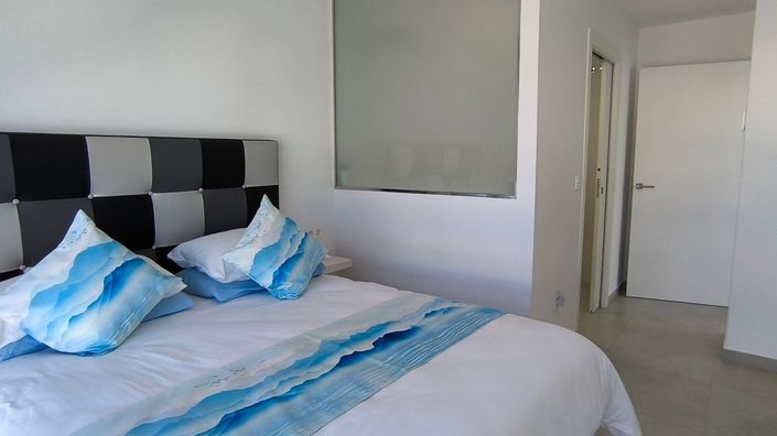 Image No.21-5 Bed Villa for sale