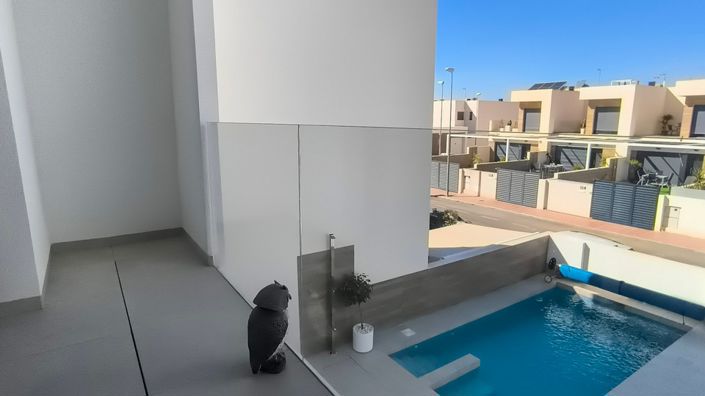 Image No.25-5 Bed Villa for sale