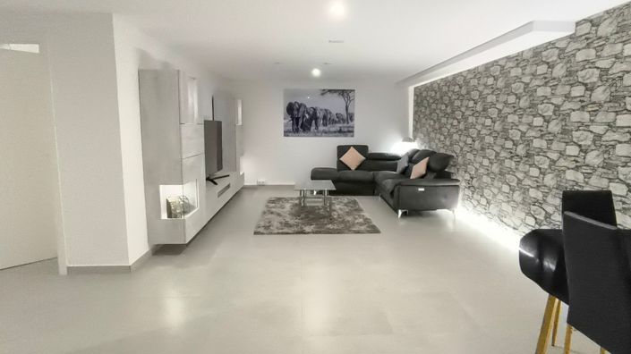 Image No.29-5 Bed Villa for sale
