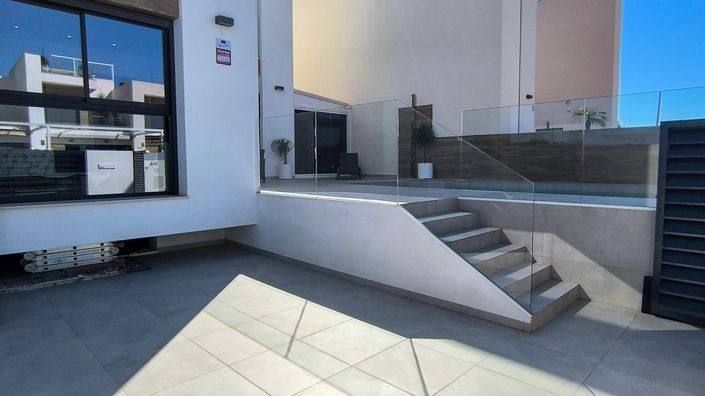 Image No.42-5 Bed Villa for sale