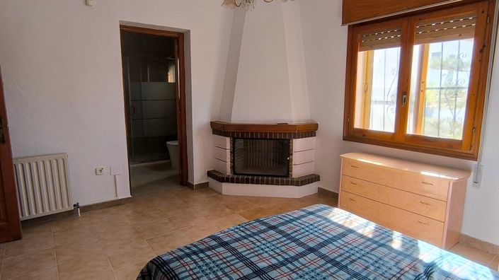 Image No.12-3 Bed Villa for sale