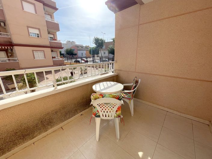 Image No.23-2 Bed Apartment for sale