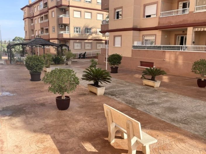 Image No.24-2 Bed Apartment for sale