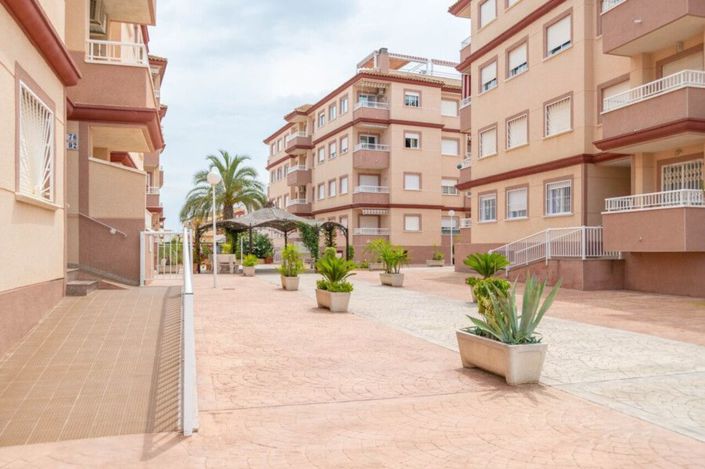 Image No.26-2 Bed Apartment for sale