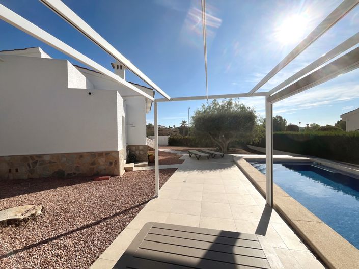 Image No.20-3 Bed Villa for sale