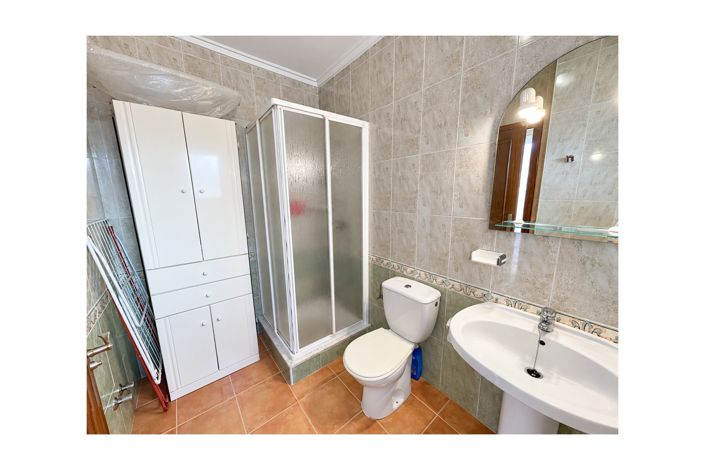 Image No.11-3 Bed Quad for sale