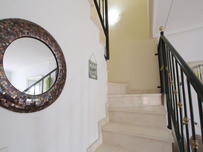 Image No.10-2 Bed Townhouse for sale