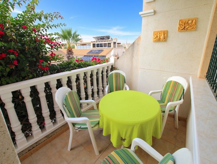 Image No.3-2 Bed Townhouse for sale