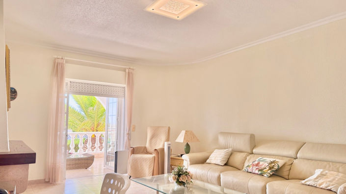 Image No.10-4 Bed Villa for sale