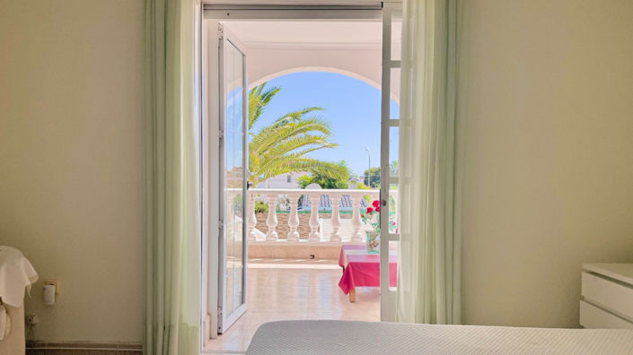 Image No.22-4 Bed Villa for sale