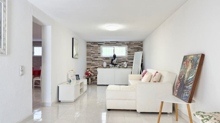Image No.28-4 Bed Villa for sale