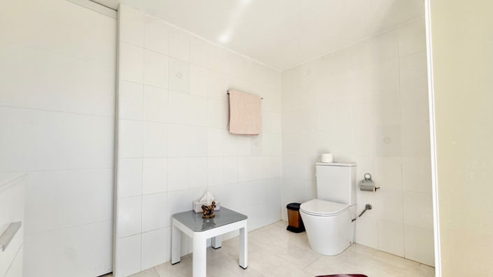 Image No.30-4 Bed Villa for sale
