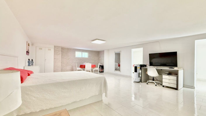 Image No.41-4 Bed Villa for sale